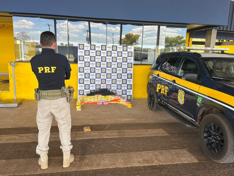 Polícia Rodoviária Federal em Rondônia apreende quase 75 kg de entorpecentes em Pimenta Bueno