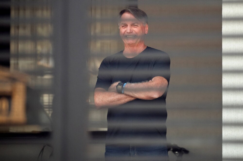 Datafolha: maioria aprova prisão domiciliar de Bolsonaro, aponta pesquisa