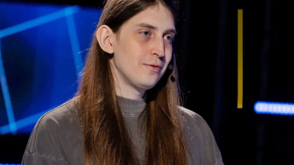 'Tsunami Felca' mobiliza Congresso e empresas por lei de proteção a crianças nas redes