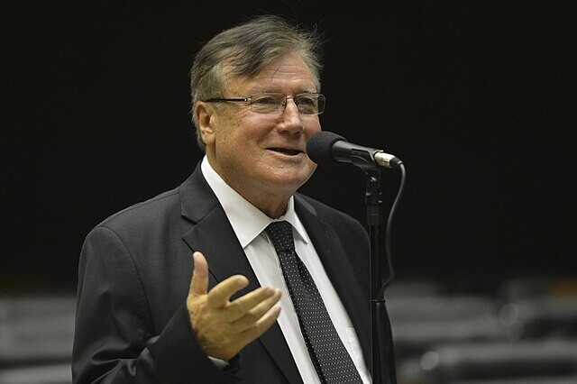 Amir Lando e Valdir Raupp devem sair do MDB de Rondônia; Mosquini quer também