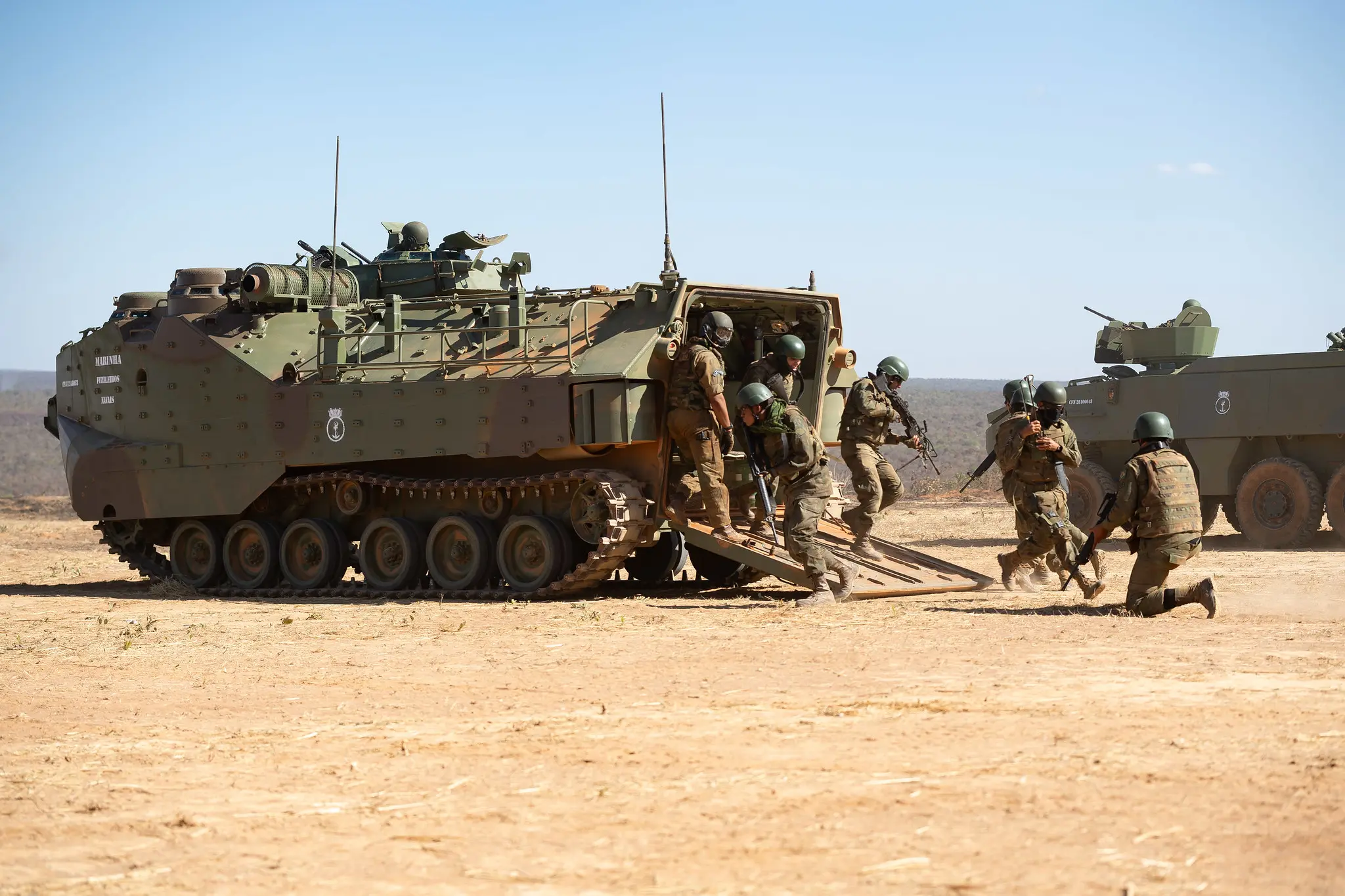 Marinha cancela exercício militar anual com os EUA em meio à crise