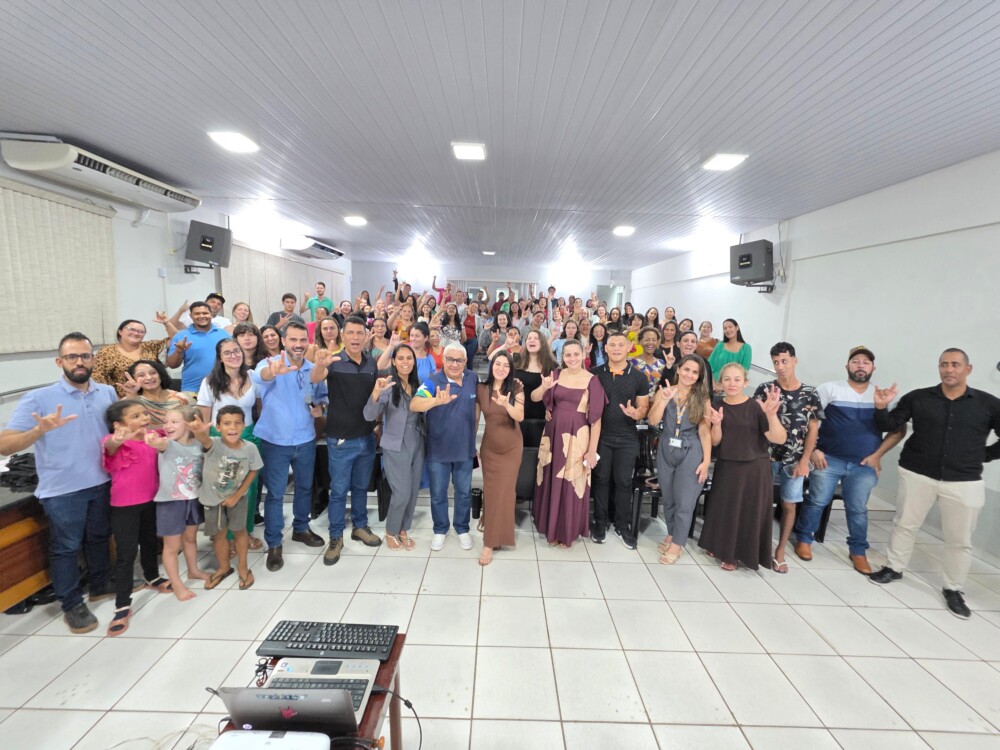 Com apoio do deputado Cássio Gois, curso de Libras forma mais de 150 pessoas em Espigão do Oeste
