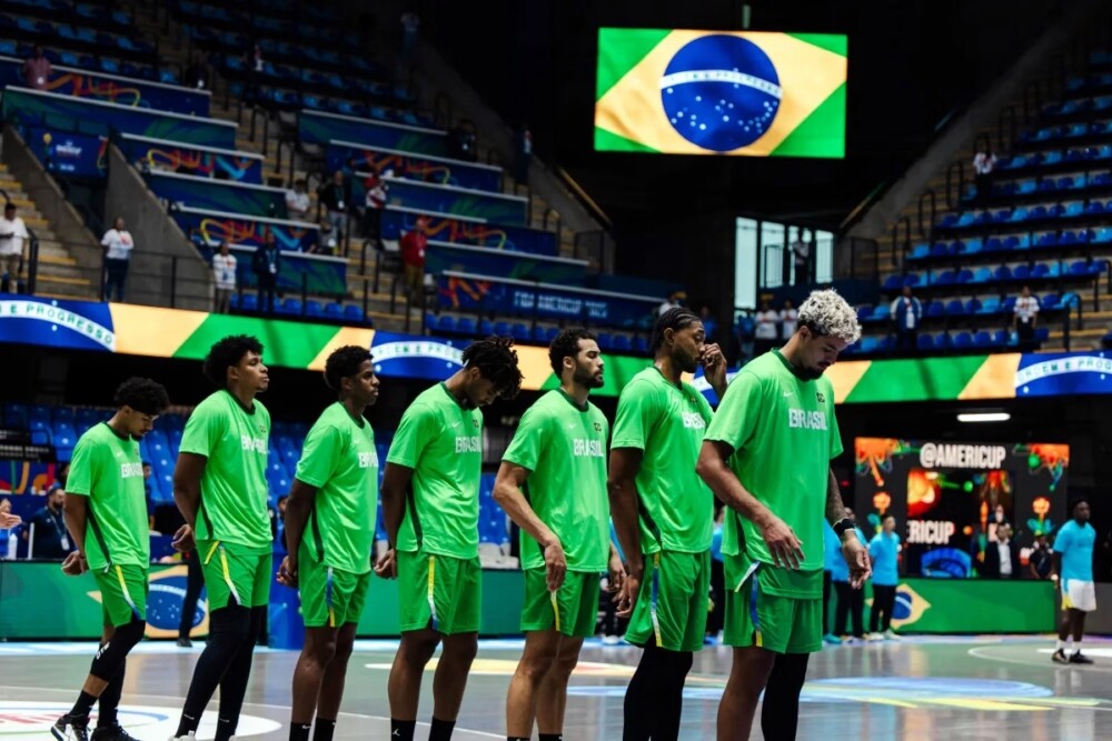 Brasil encara os Estados Unidos pela Copa América de Basquete