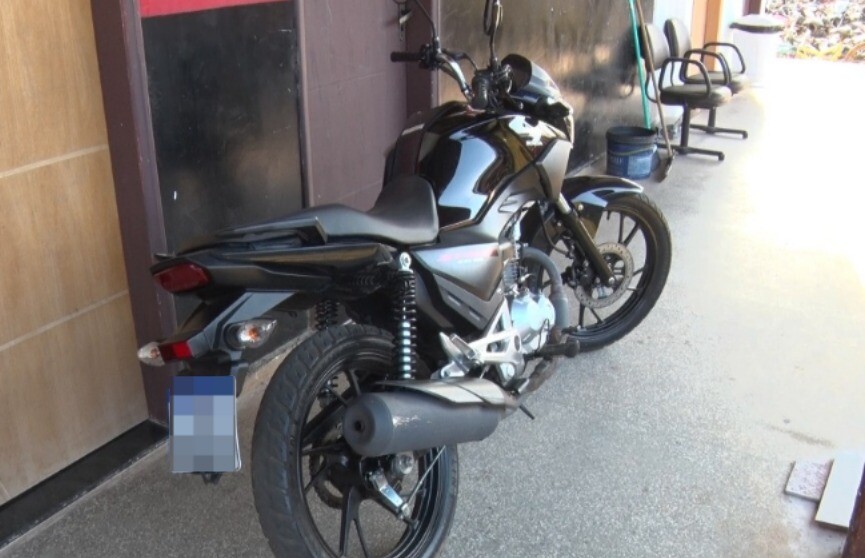 Motociclista é detido por direção perigosa em Cacoal