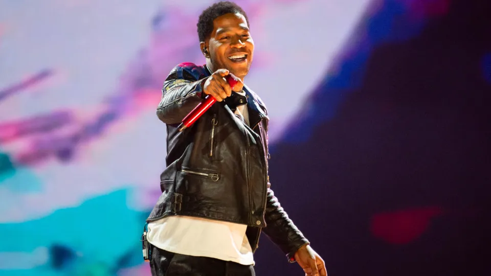 Kid Cudi fala sobre vício em maconha e reabilitação: 'Fumava 15 baseados por dia'