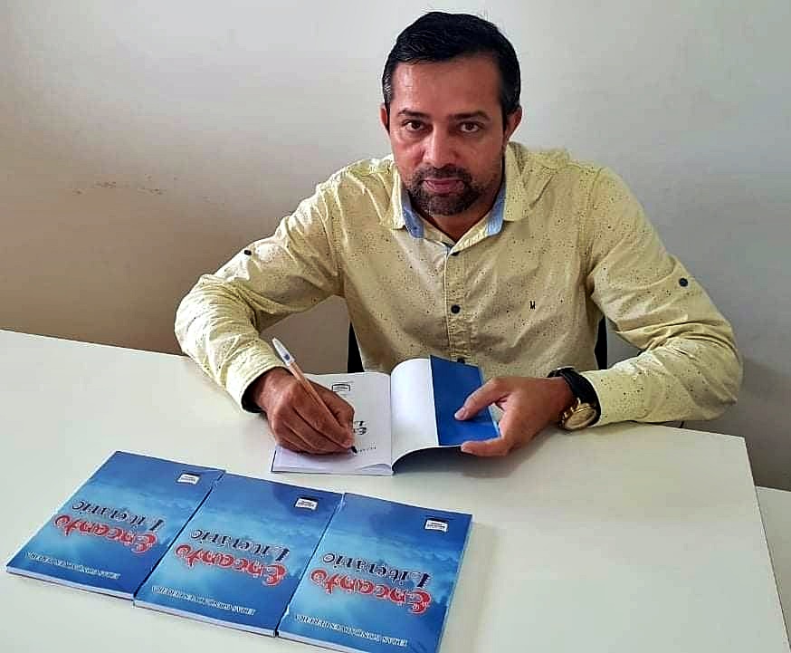 Escritor jaruense conclui livro com a história de Jaru e Região