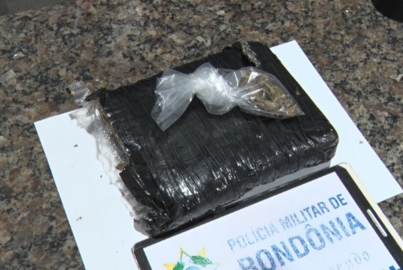 Suspeito de tráfico de drogas é preso em Cacoal com quase meio quilo de maconha