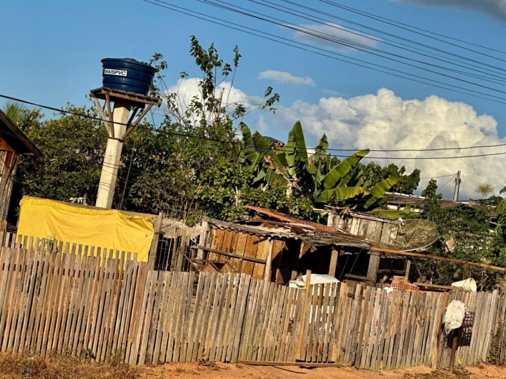 Famílias da Comunidade Rei Davi, em Espigão do Oeste, terão ligação de água gratuita por 30 dias