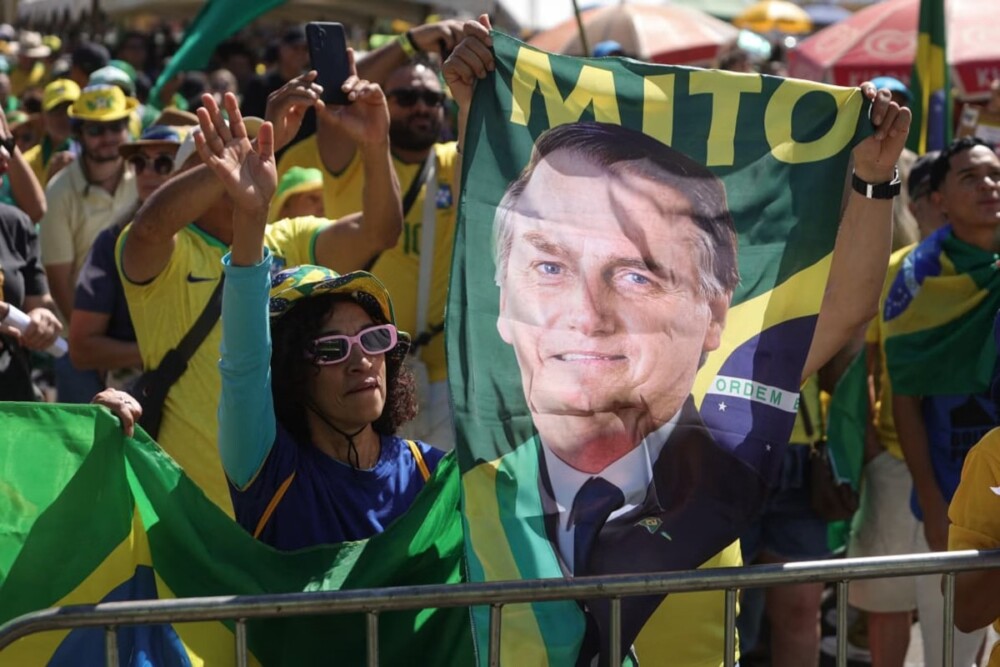 7 de Setembro: direita pede anistia de Bolsonaro em protesto no DF