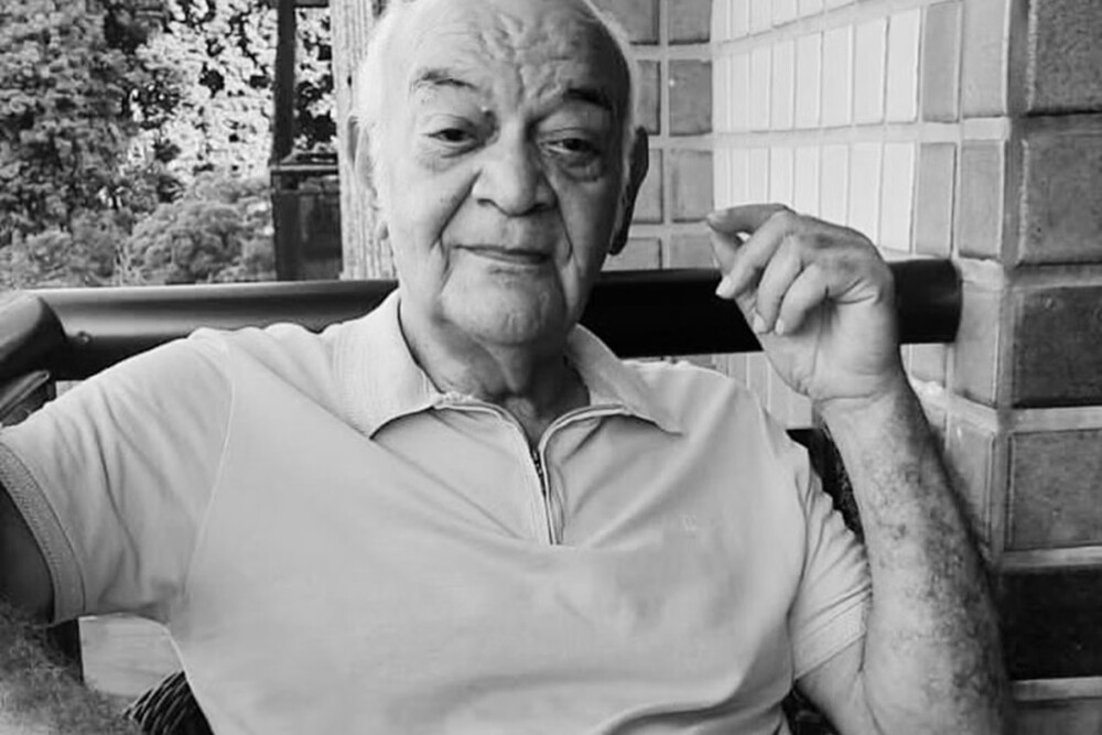 Dublador de Chuck Norris e Os Simpsons, José Santana morre aos 83 anos