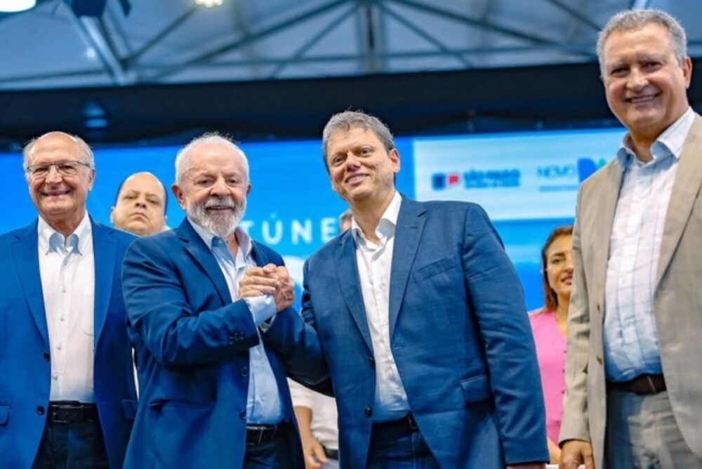 Atos de 7/9 acirram disputa entre esquerda e direita e apressam 2026