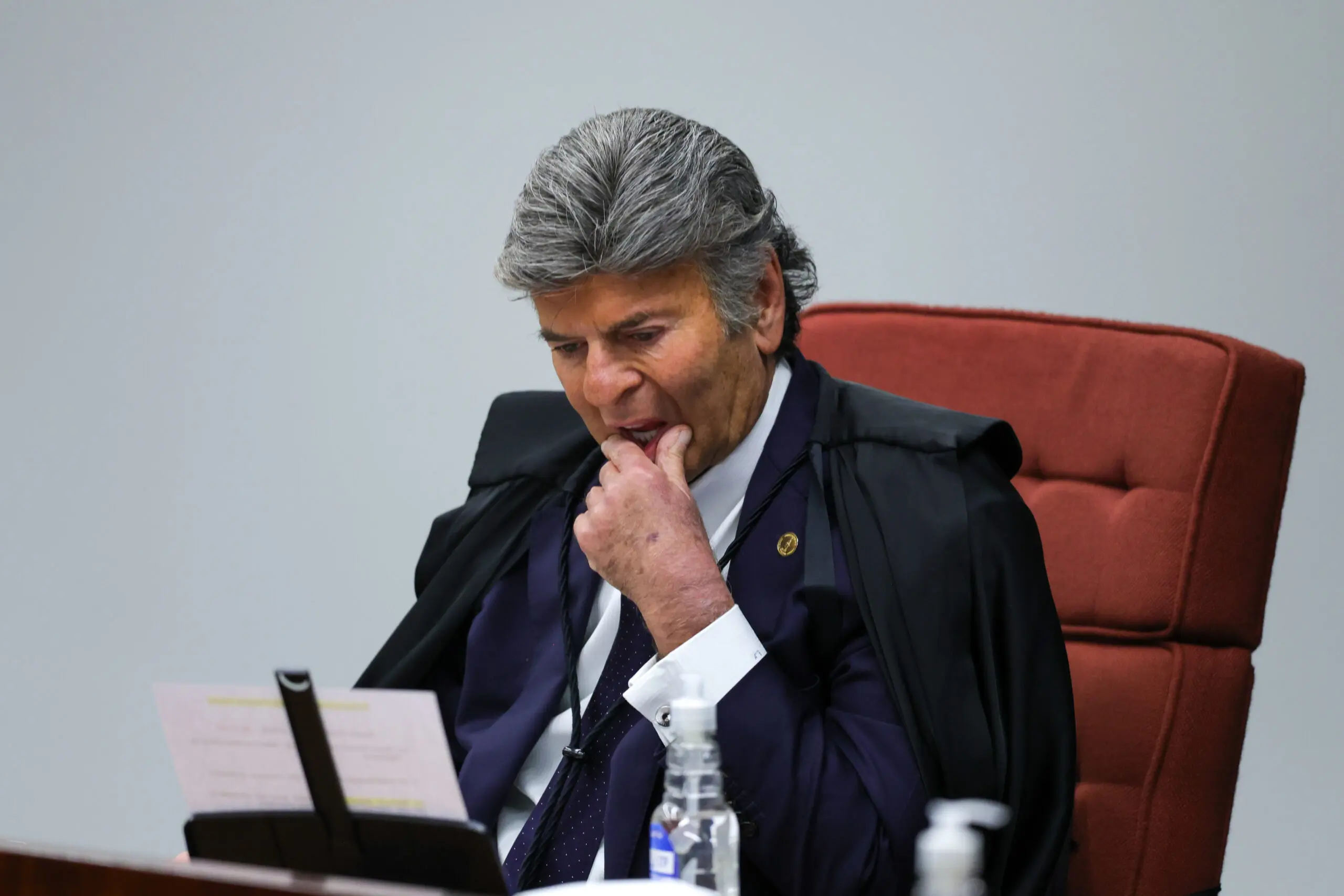 Fux vota para anular processo contra Bolsonaro e demais réus por suposto golpe