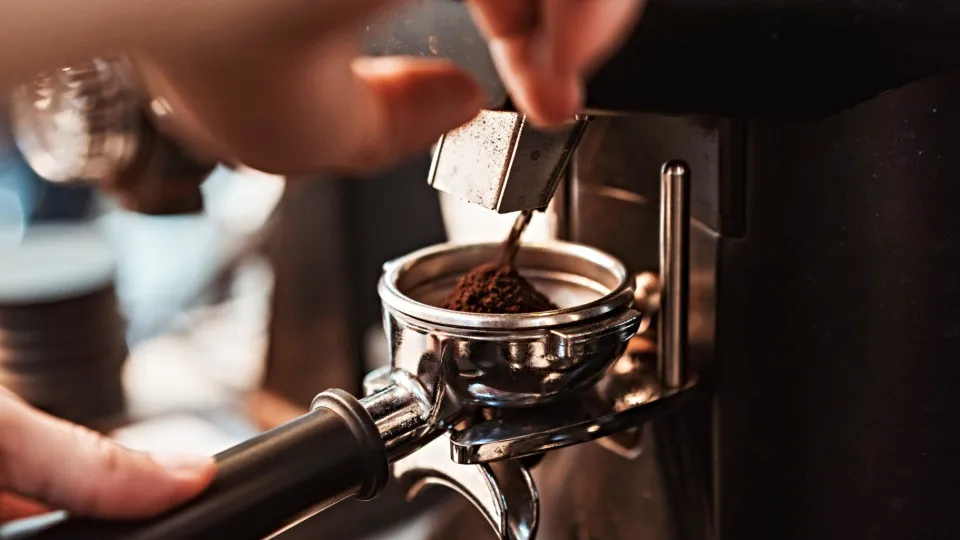 Preços do café disparam nos EUA após tarifas de Trump sobre Brasil