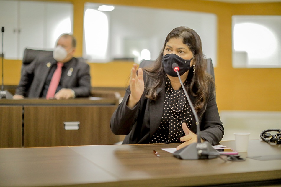 Deputada Cassia destina emenda para aquisição de caminhão para atender associação Rio Tamanduá em Governador Jorge Teixeira