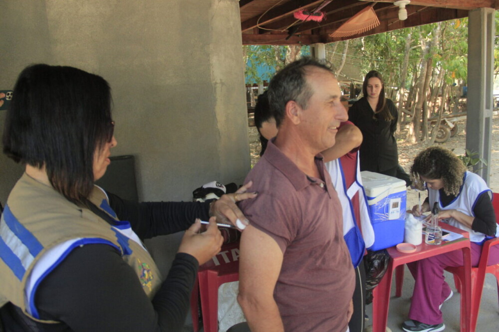 Campanha de vacinação do governo de RO chega às comunidades rurais e ribeirinhas de Cabixi