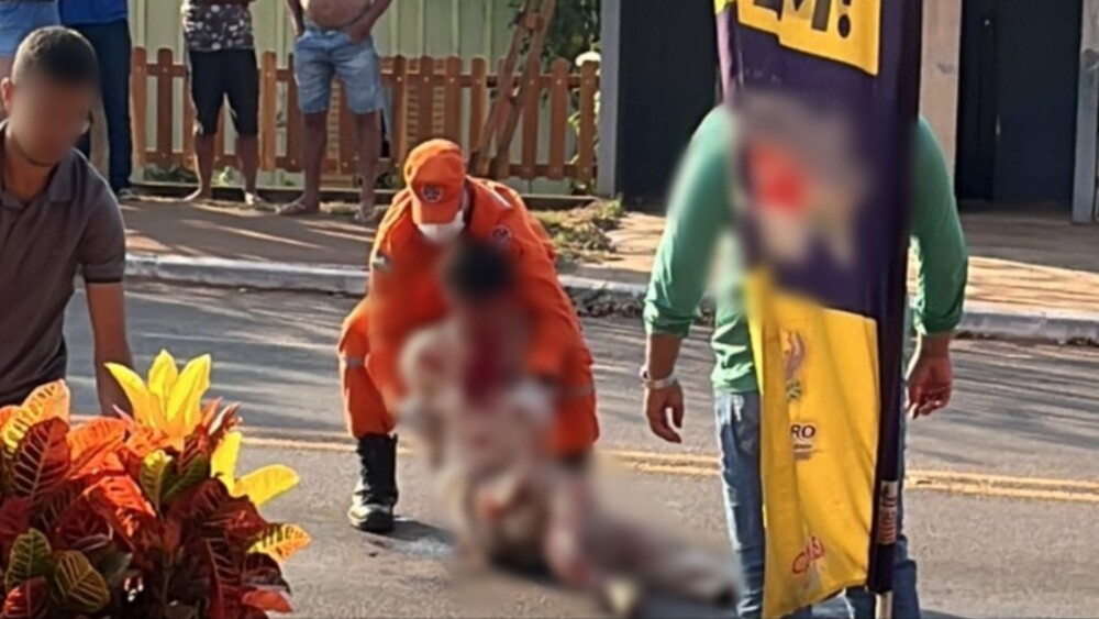 Motociclista colide com automóvel na avenida Sete de Setembro em Espigão