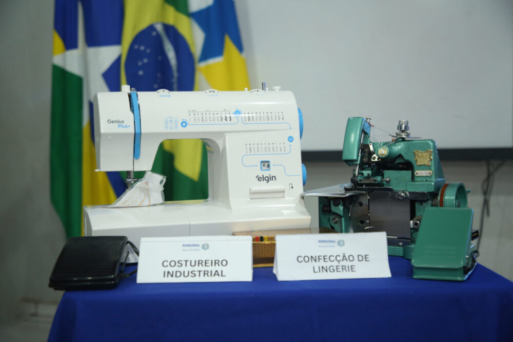 Governo de RO entrega mais 43 kits profissionais a concluintes do programa Vencer em Ji-Paraná