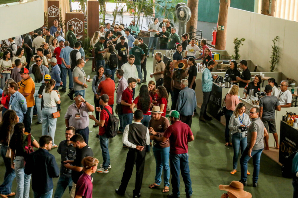 Com premiação recorde, governo de RO entrega mais de R$ 400 mil a cafeicultores no 10º Concafé