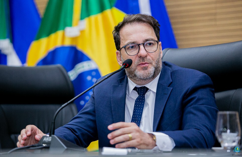 Deputado Alex Redano garante transporte para alunos do Ifro Ariquemes com emenda de R$ 400 mil