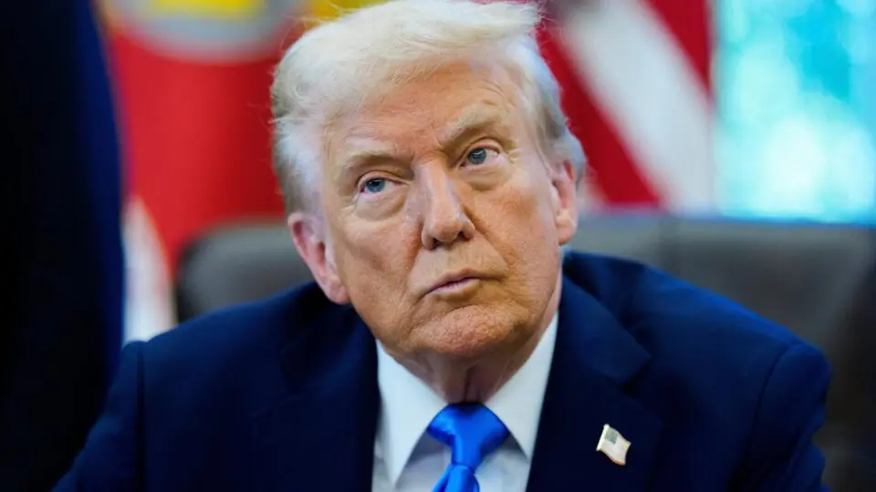 Trump promete ordem executiva contra redes terroristas de esquerda após ataque ao ICE