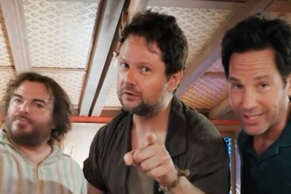 Selton Mello comemora participação em novo filme internacional