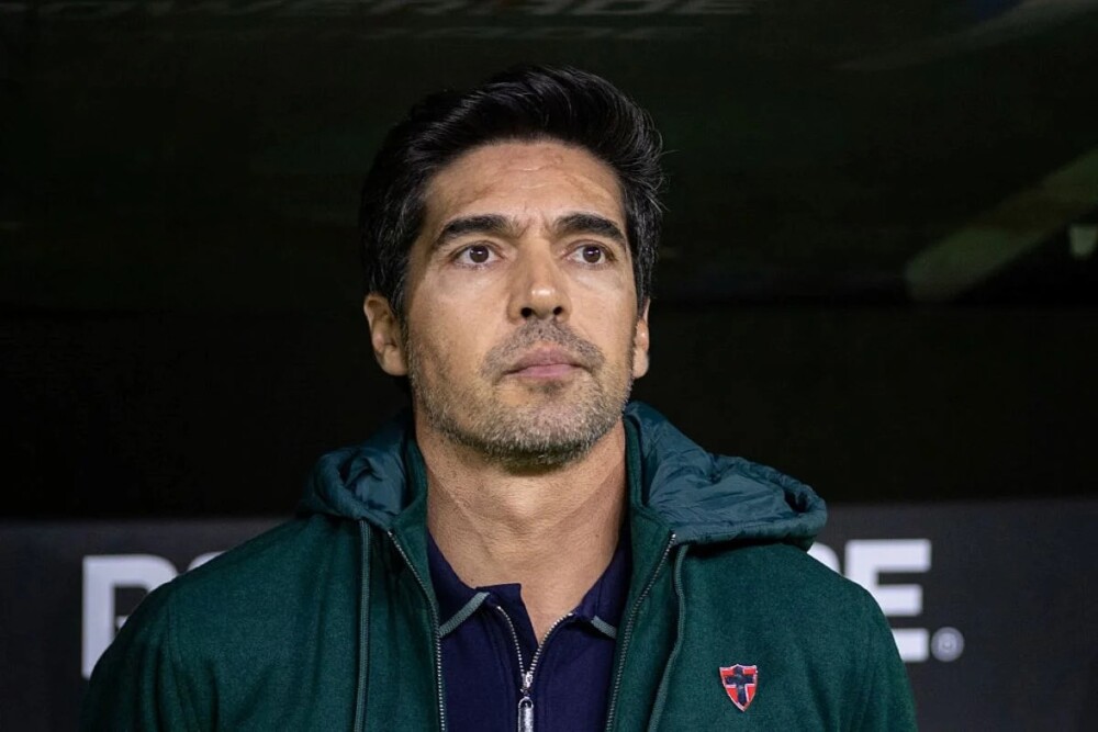 Abel Ferreira se torna 3º técnico com mais semifinais na Libertadores