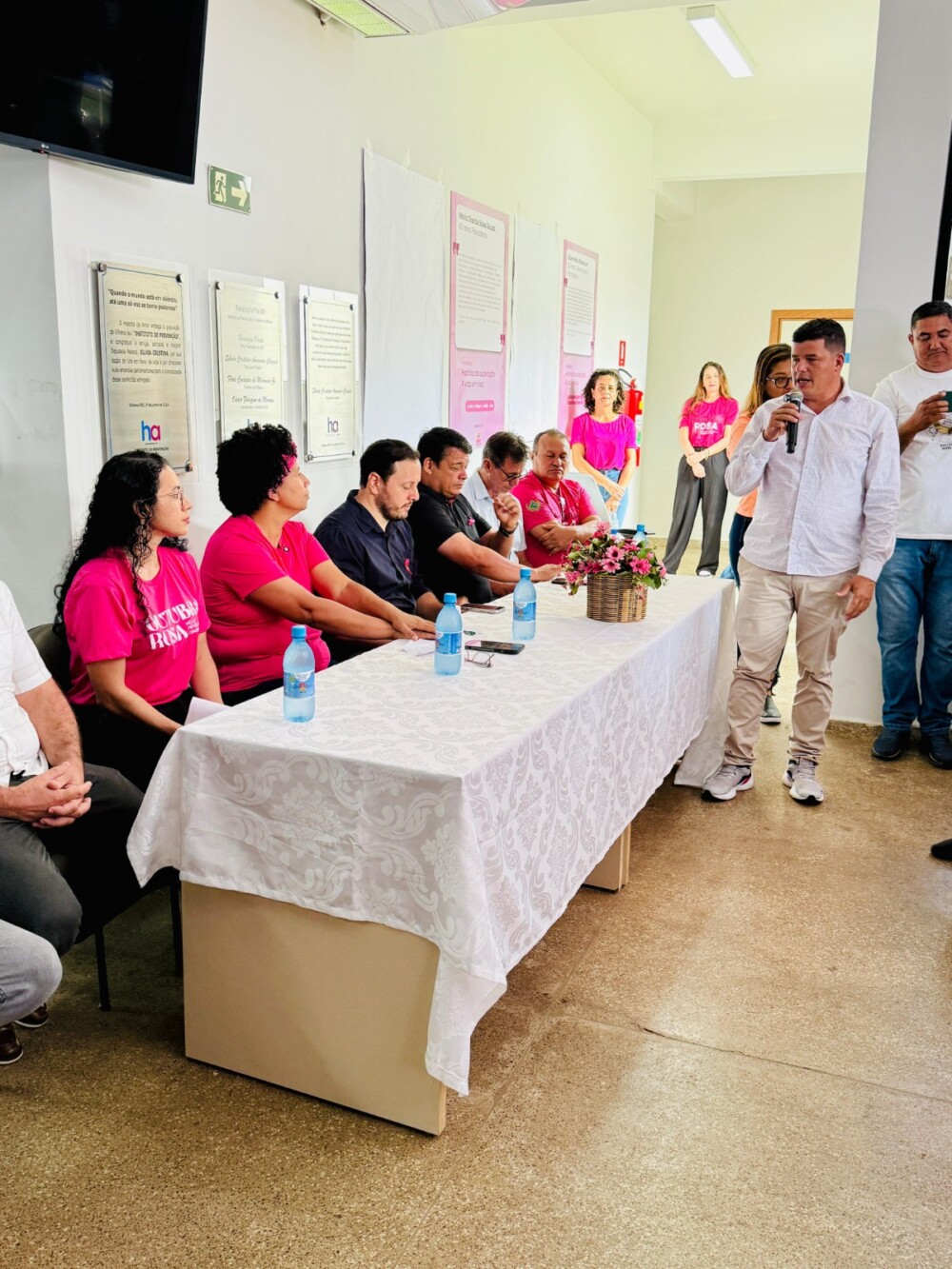 Deputada Sílvia Cristina realiza uma série de ações de conscientização e prevenção ao câncer de mama