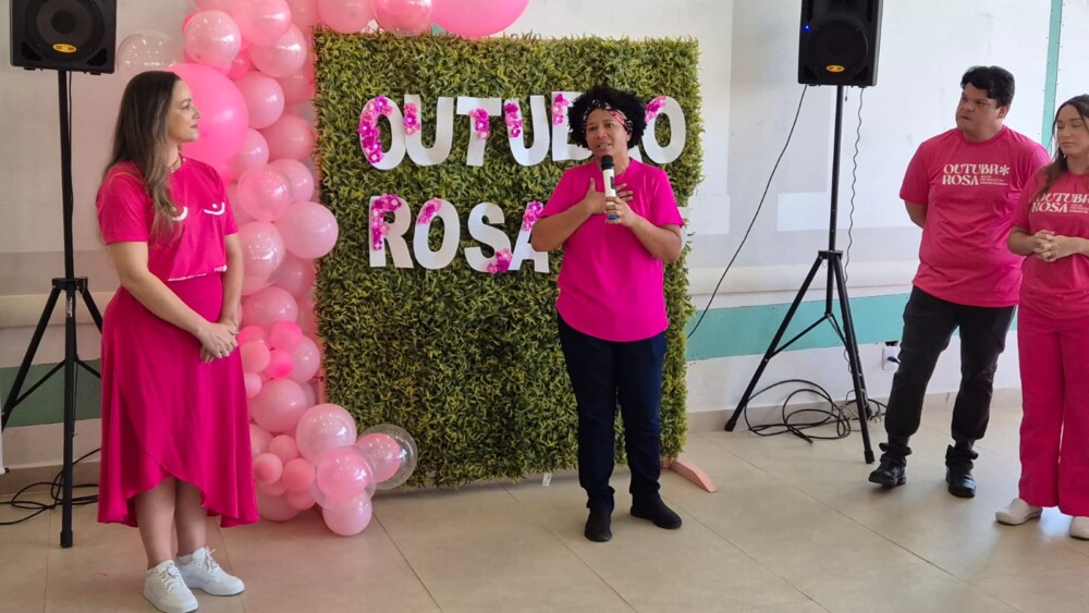 Sílvia Cristina participa da ação alusiva ao Outubro Rosa no Hospital de Amor, em Porto Velho