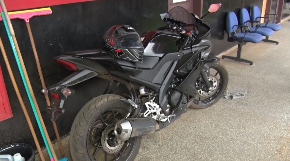 Motocicleta furtada é localizada e recuperada pela PM de Cacoal