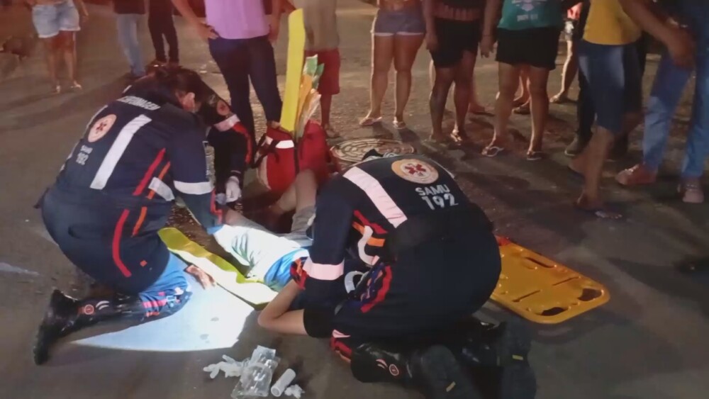 Grave acidente deixa duas pessoas feridas em Ariquemes