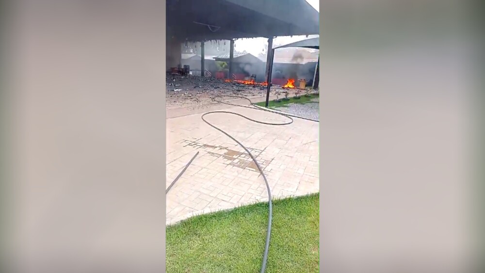 Curto-circuito pode ter causado incêndio em espaço de eventos em Cacoal
