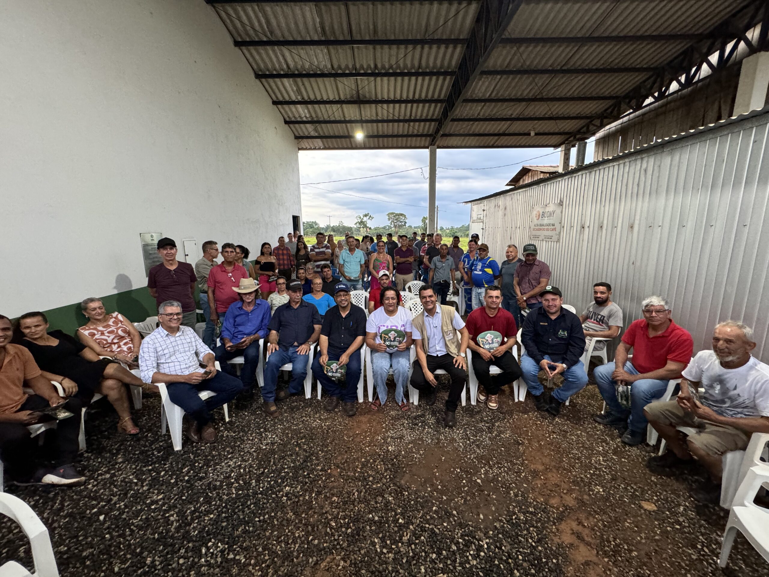 Deputado Cássio Gois entrega recursos à Associação Apprusul, em Rolim de Moura, fortalecendo a agricultura familiar
