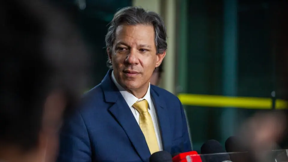 Haddad critica Castro por suposta falta de ações para sufocar finanças do crime organizado