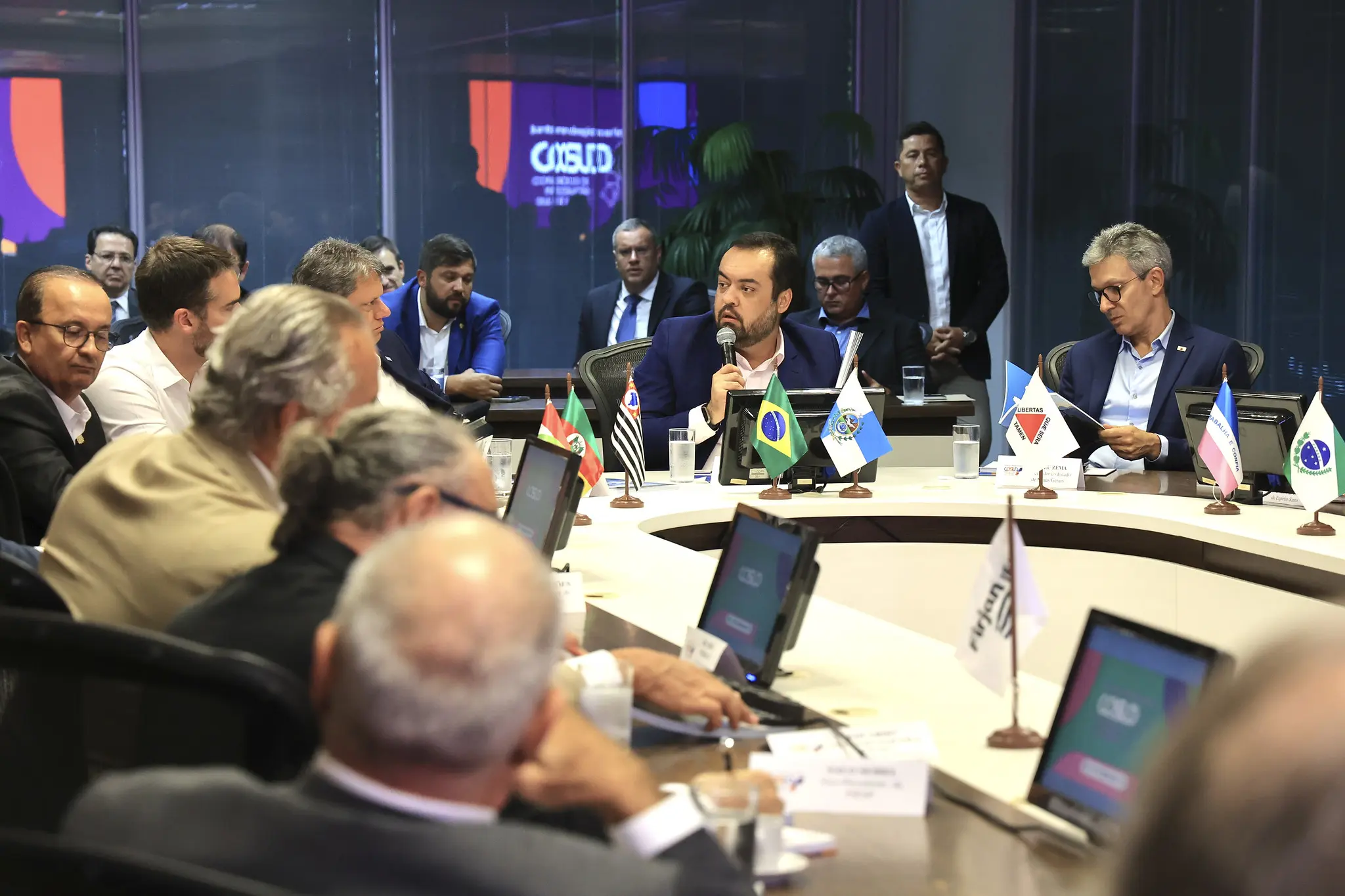 Governadores de direita contrapõem Lula no Rio e se unem por agenda da segurança