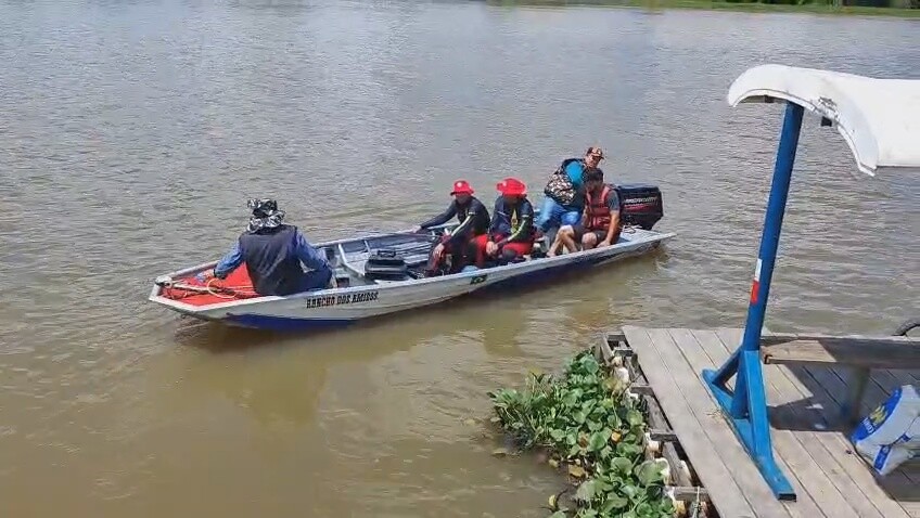 Bombeiros retomam buscas por jovem de Vilhena desaparecido após mergulho no rio Guaporé