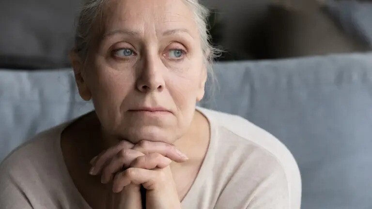 Primeiro sinal de demência não é a perda de memória diz especialista