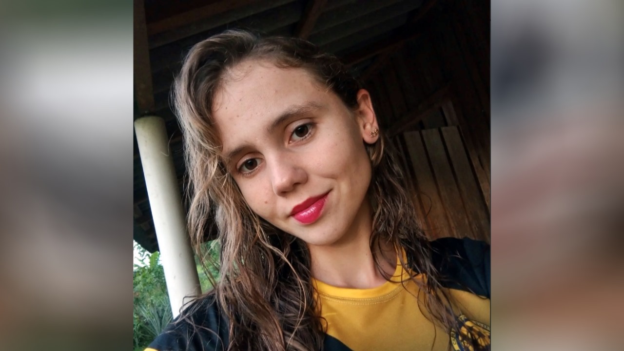 Identificada como Iara Cristina Gude, a jovem de 25 anos, que morreu na Linha 6 em Cacoal