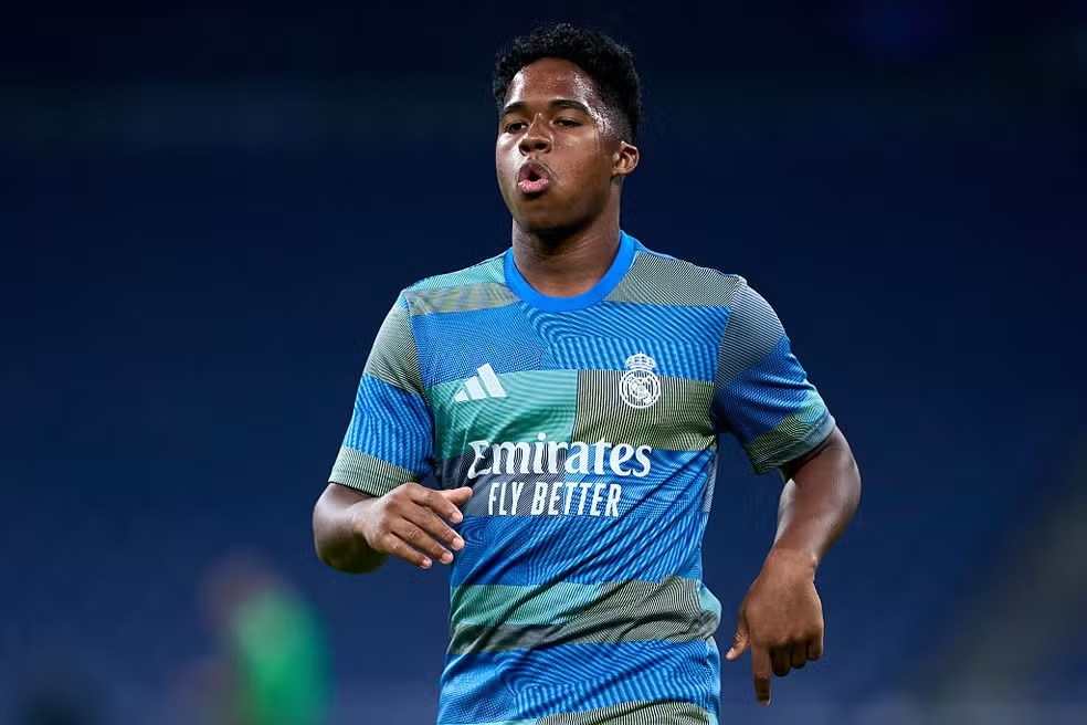 Lyon e Botafogo podem trocar jogadores? Entenda relação dos clubes após contratação de Endrick