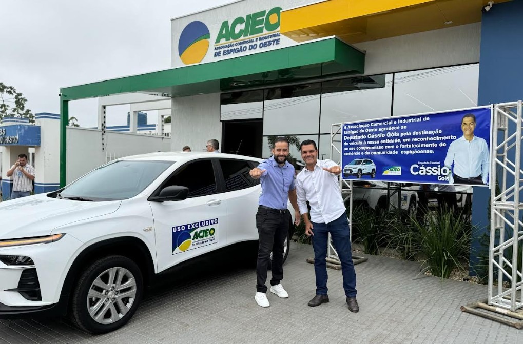 Deputado Cássio Gois entrega veículo zero quilômetro à ACIEO e reforça apoio ao empreendedorismo em Espigão do Oeste