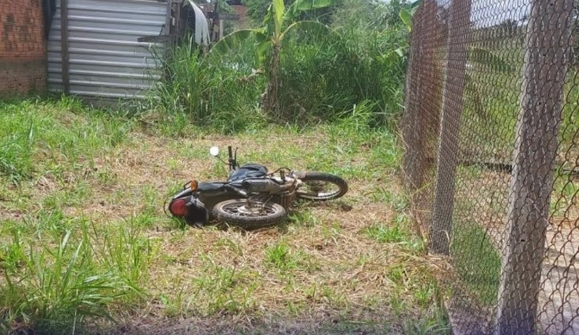 Polícia Militar recupera motocicleta com registro de roubo no bairro Greenville, em Cacoal