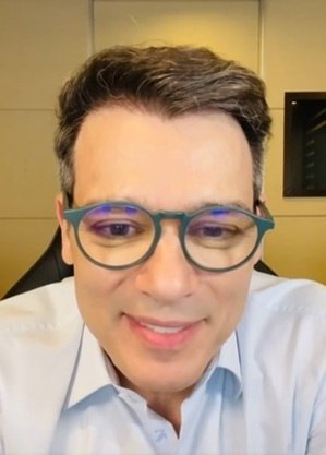 Celso Portiolli volta a falar de câncer e tranquiliza os fãs: 'Curado'