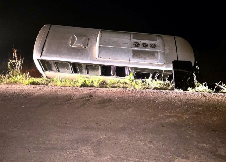 Prefeitura divulga ‘Nota’ após acidente com ônibus da saúde, em Machadinho, RO