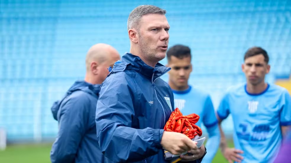 Bergantin recebe proposta para trabalhar com Tite na Europa e não fica no Avaí