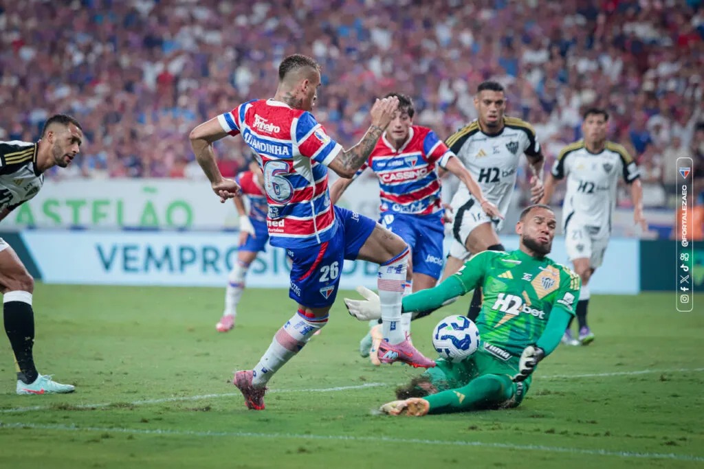 Fortaleza vence o Atlético-MG, chega ao terceiro triunfo seguido e fica a um ponto de deixar o Z4