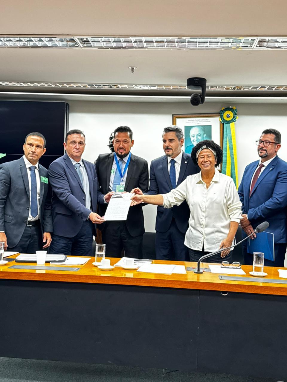 Deputados Sílvia Cristina e Thiago Flores comandam audiência sobre a concessão da hidrovia do Madeira