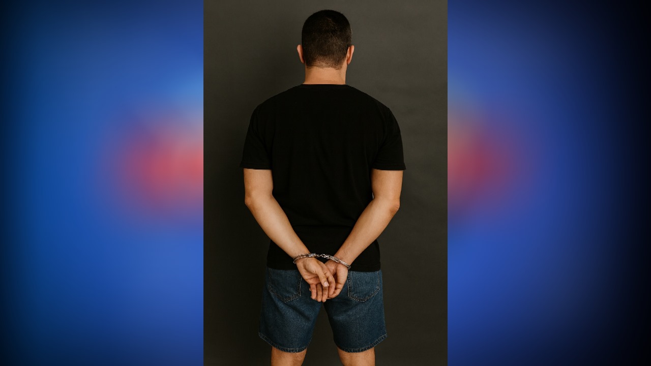 Divulgação de conteúdo íntimo envolvendo adolescente leva Polícia Civil a cumprir mandado de busca em Porto Velho