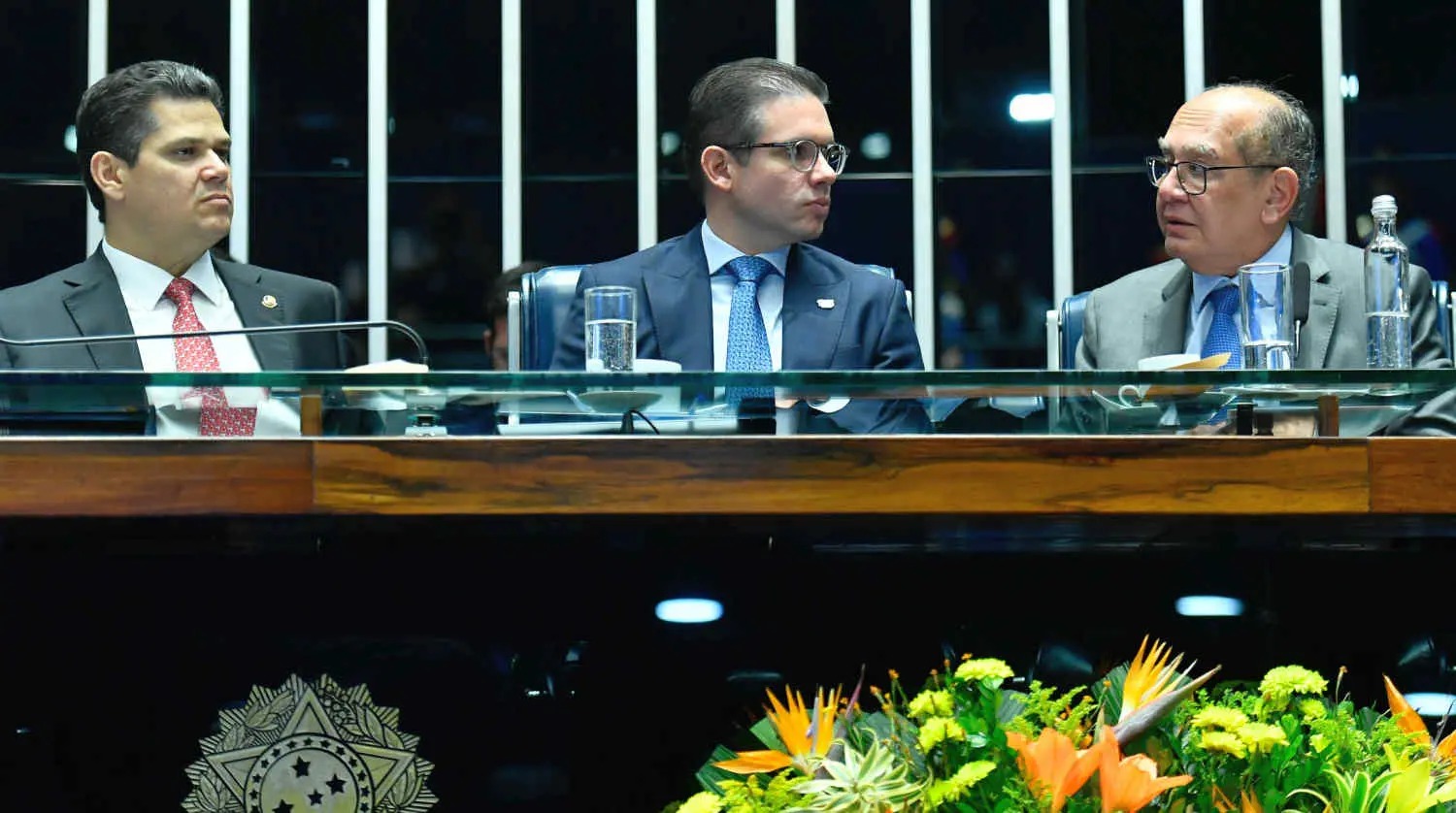 STF e Alcolumbre se articulam para aprovar nova lei que dificulte impeachment