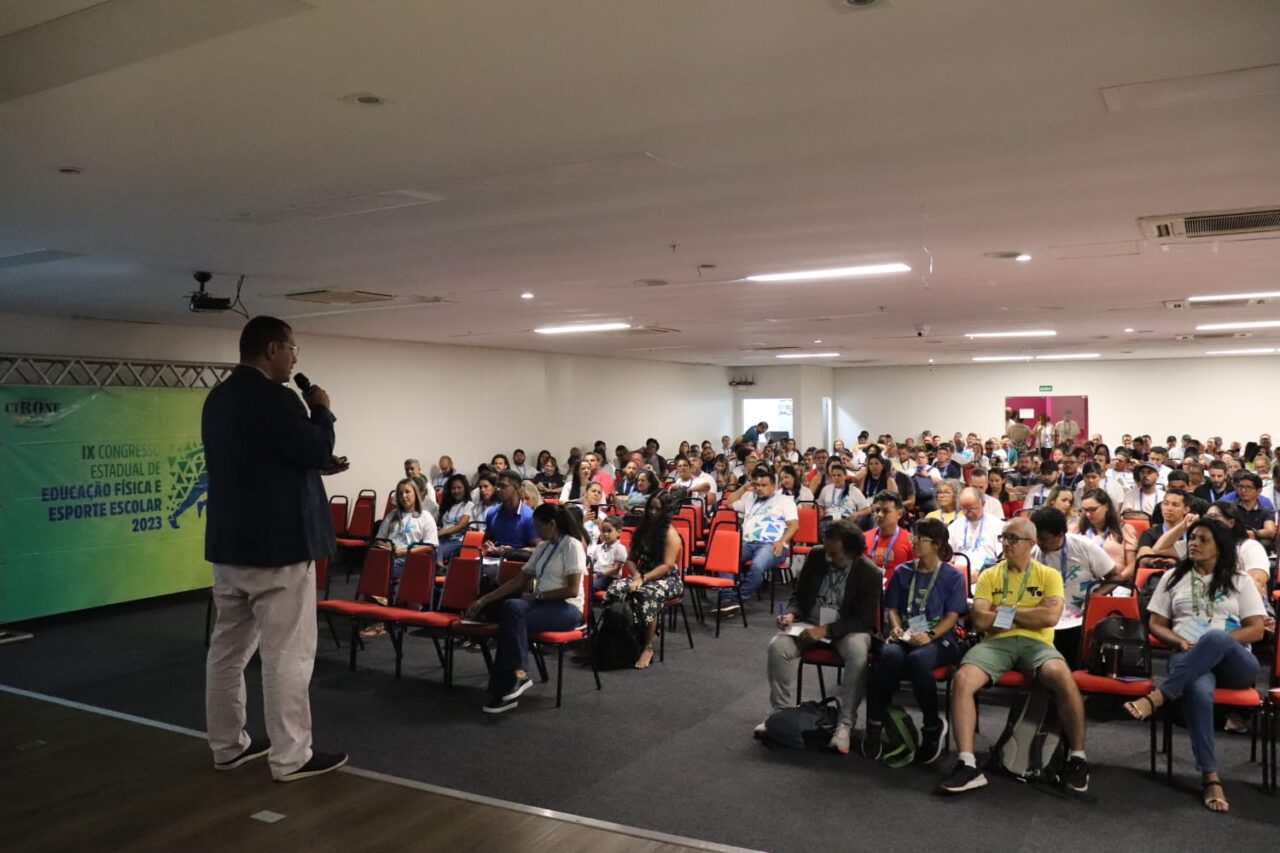 Congresso Estadual de Educação Física e Esporte Escolar reúne 300 participantes em formação voltada à Educação Paralímpica