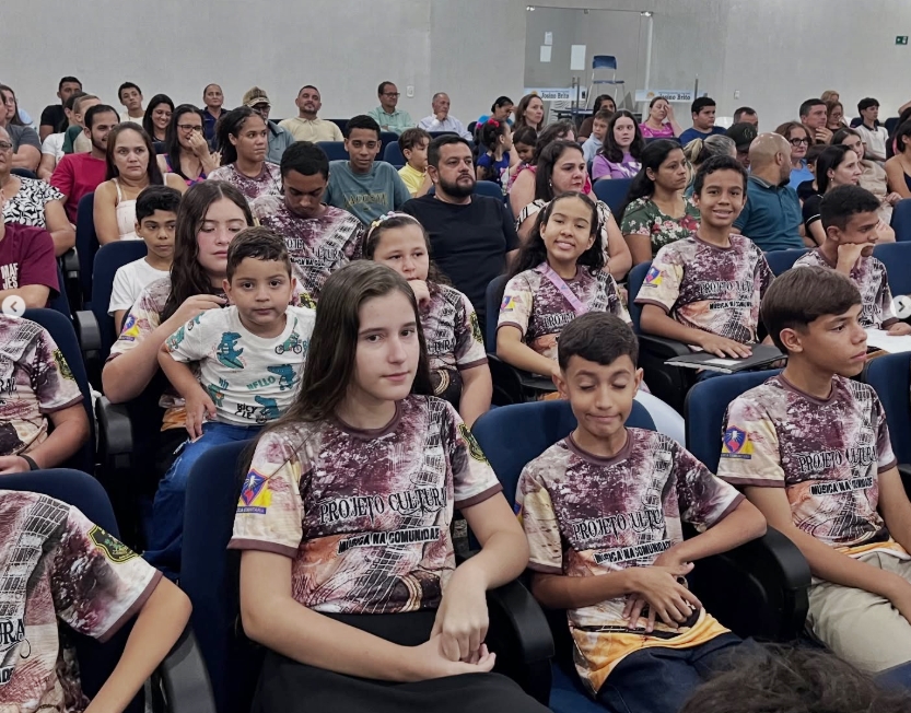 Formatura do Projeto Música na Comunidade celebra 49 alunos e reforça impacto social em Cacoal