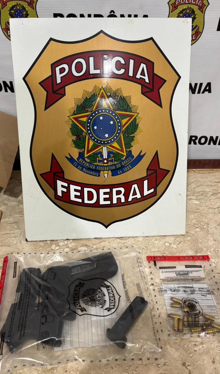 PF e PMRO prendem homem por porte ilegal de arma de fogo durante Operação Madeira Mamoré